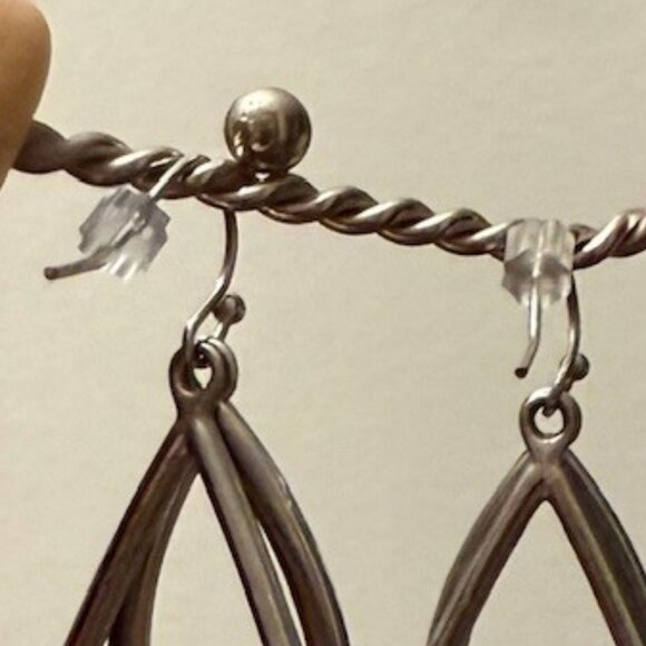 Lia Sophia "RENDEZVOUS" Earrings - Picture 4 of 7